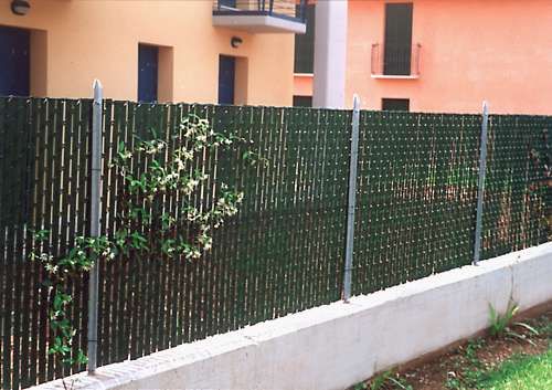 Staccionate in plastica per giardino Recinzioni per case